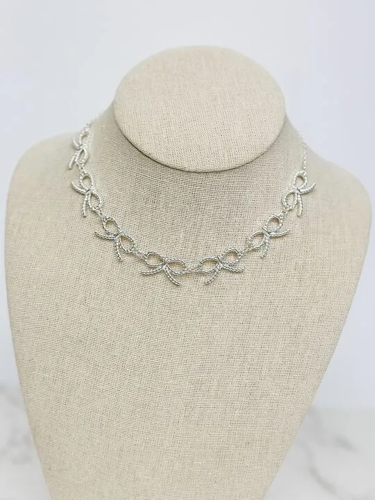 Bow Station Necklace - Silver