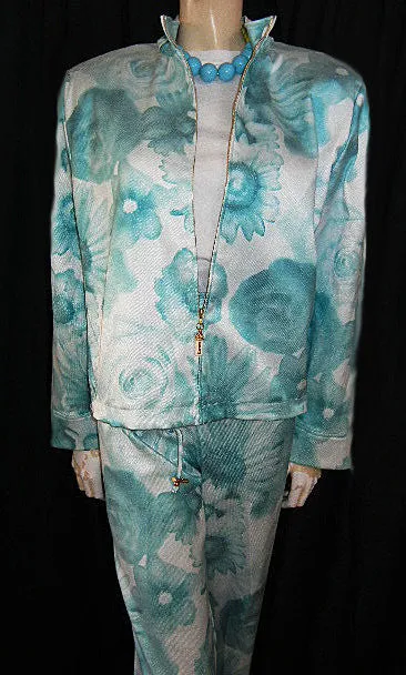 *NEW WITH TAGS - ST. JOHN MARIE GRAY AQUA & WHITE JACKET & SLACKS OUTFIT WITH CHAIN LOGO - NEW WITH TAGS - LARGE